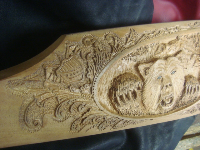 Grizzly Carvings 009.JPG