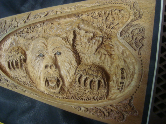 Grizzly Carvings 010.JPG