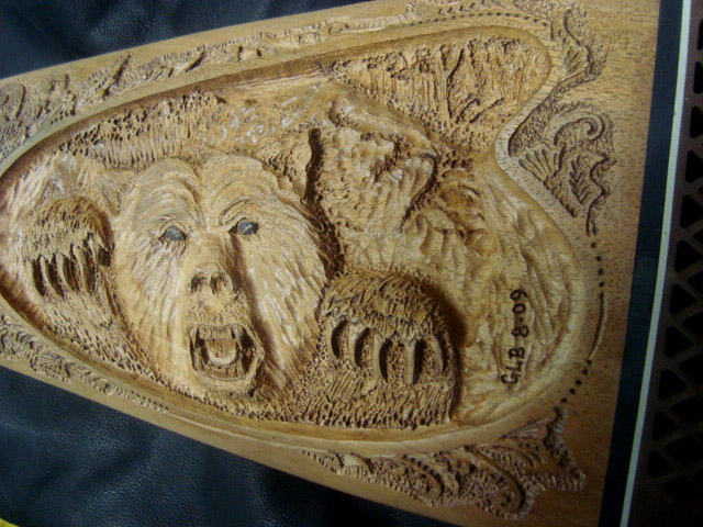 A_GrizzlyCarving3.jpg